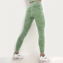 將圖片載入圖庫檢視器 Women&#39;s Camo Sports Leggings
