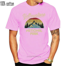 将图片加载到图库查看器，Retro Yellowstone National Park T-Shirt
