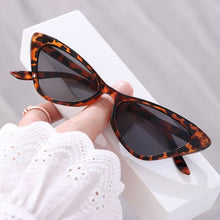 Load image into Gallery viewer, 2022 New Vintage Cat Eye Sunglasses
