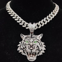 将图片加载到图库查看器，Tiger Crystal Pendant Necklace
