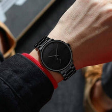 将图片加载到图库查看器，Blacked Out Metallic Wristwatch
