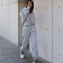 将图片加载到图库查看器，Women Warm Hoodie and Pants Set
