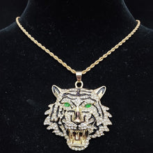 將圖片載入圖庫檢視器 Tiger Crystal Pendant Necklace
