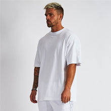 將圖片載入圖庫檢視器 Men&#39;s Oversized Fit Short Sleeve T-Shirt
